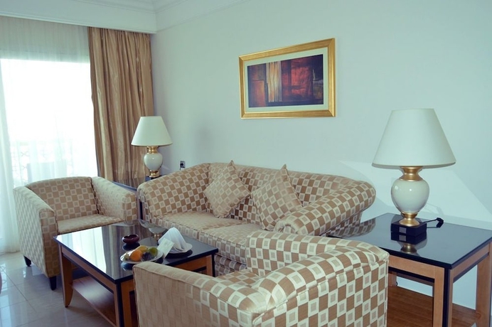 Imagen de la habitación del Hotel Le Royal Holiday Resort Aqua Park. Foto 7