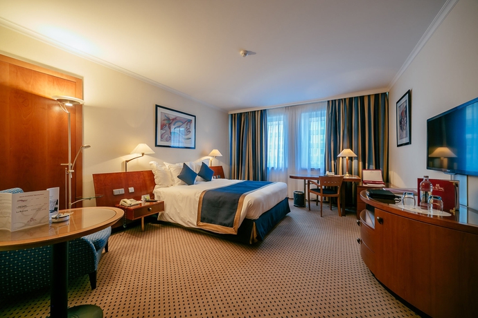 Imagen de la habitación del Hotel Le Royal Hotels and Resorts. Foto 13