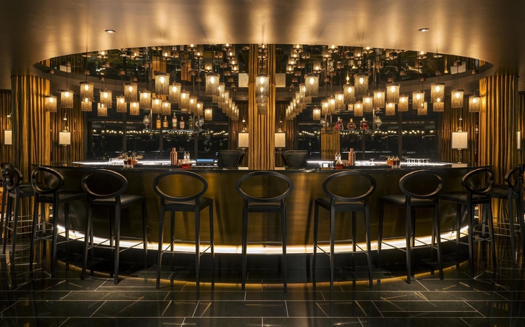 Imagen del bar/restaurante del Hotel Le Royal Meridien Abu Dhabi. Foto 3