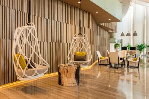 Imagen general del Hotel Le Royal Meridien Beach Resort and Spa. Foto 4