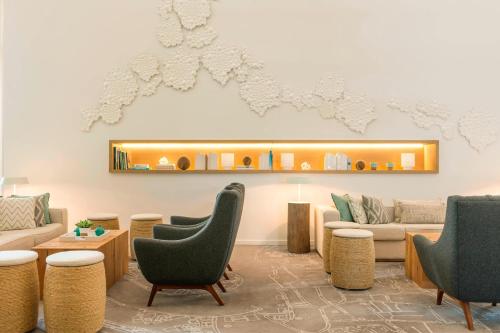 Imagen general del Hotel Le Royal Meridien Beach Resort and Spa. Foto 5