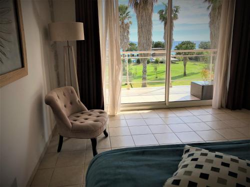 Imagen de la habitación del Hotel Le Ruesco. Foto 7