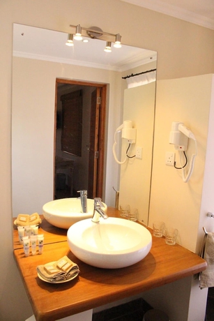 Imagen de la habitación del Hotel Le Rustique. Foto 8