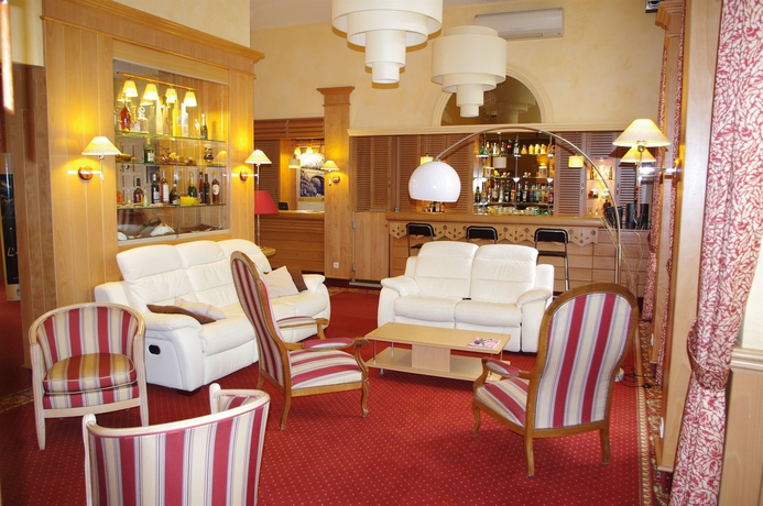 Imagen de los interiores del Hotel Le Sacca H&ocirc;tel restaurant. Foto 15