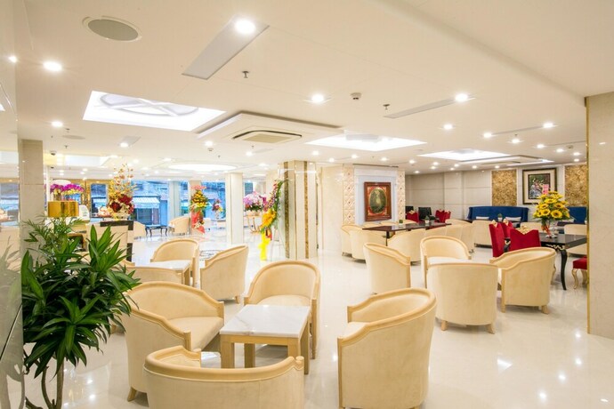 Imagen de los interiores del Hotel Le Saigon. Foto 25