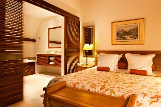 Imagen de la habitación del Hotel Le Saint Alexis. Foto 10