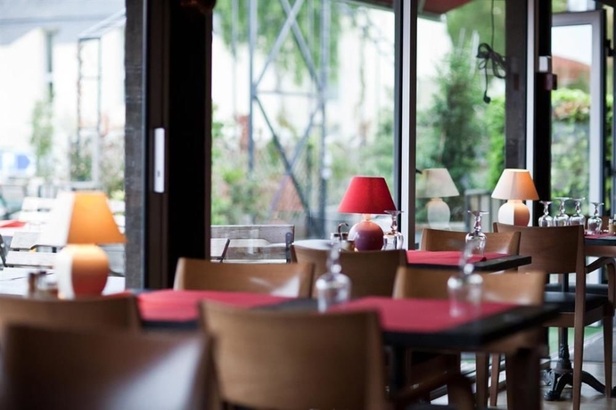 Imagen del bar/restaurante del Hotel Le Saint Aubert. Foto 3