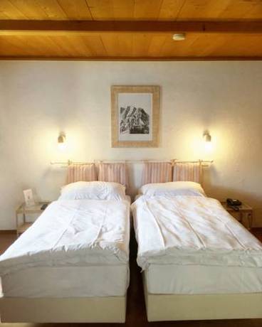 Imagen de la habitación del Hotel Le Saint Georges, Broc. Foto 7