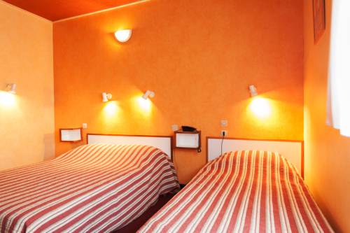 Imagen de la habitación del Hotel Le Saint Georges. Foto 4