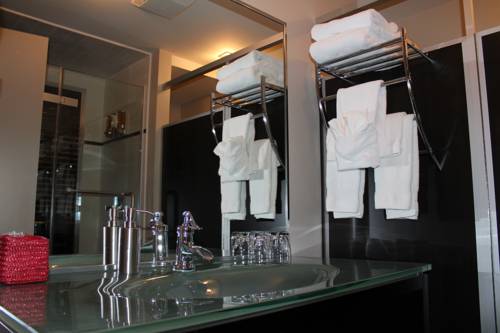 Imagen general del Hotel Le Saint Germain, Rimouski. Foto 1
