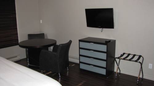 Imagen de la habitación del Hotel Le Saint Germain, Rimouski. Foto 15