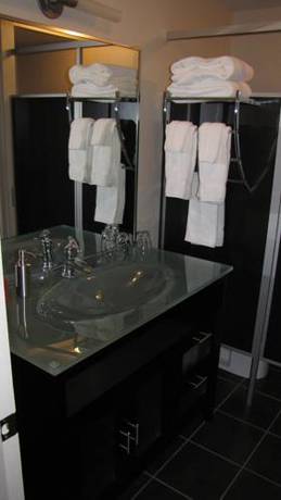 Imagen de la habitación del Hotel Le Saint Germain, Rimouski. Foto 16