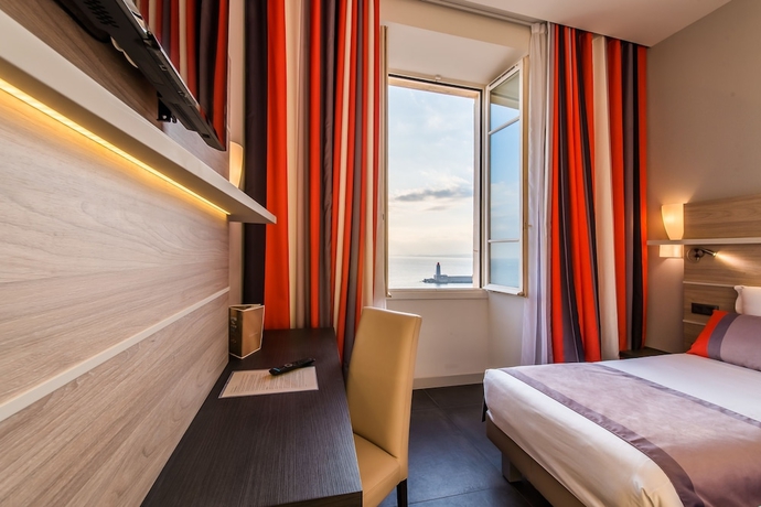 Imagen de la habitación del Hotel Le Saint Paul, Niza. Foto 11