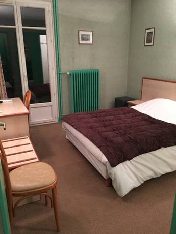 Imagen de la habitación del Hotel Le Saint Remy. Foto 11