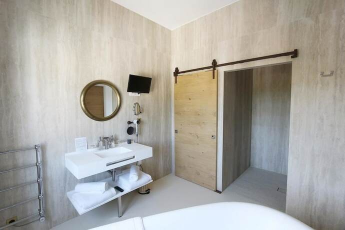 Imagen general del Hotel Le Saint Remy. Foto 1