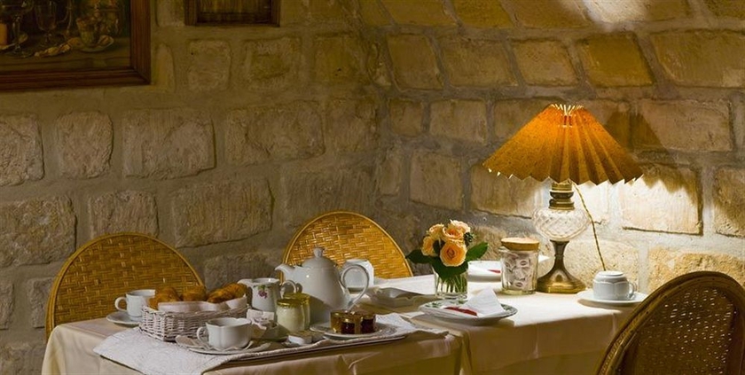 Imagen del bar/restaurante del Hotel Le Saint-grégoire. Foto 3