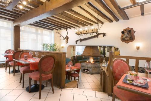 Imagen del bar/restaurante del Hotel Le Saint-michel. Foto 3