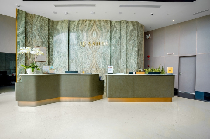 Imagen de los interiores del Hotel Le Sands Oceanfront Danang. Foto 15