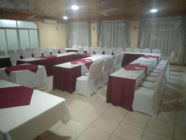Imagen de los interiores del Hotel Le Savanna Country Lodge And. Foto 6