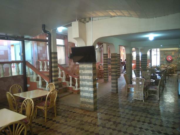 Imagen del bar/restaurante del Hotel Le Savanna Country Lodge And. Foto 3