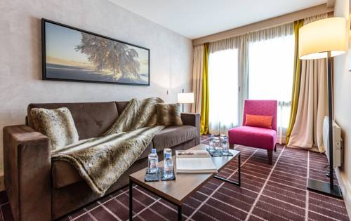 Imagen de la habitación del Hotel Le Savoy. Foto 4