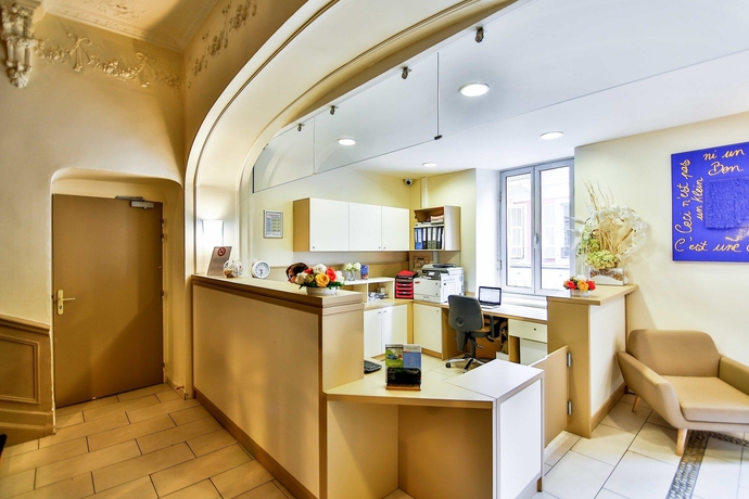 Imagen de los interiores del Hotel Le Seize, Nice. Foto 16