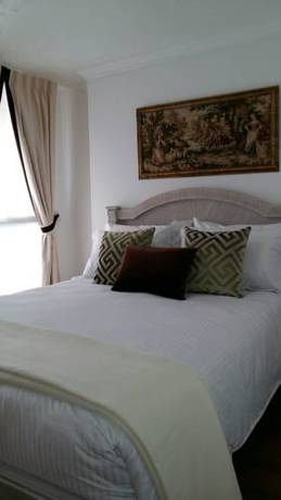 Imagen de la habitación del Hotel Le Select. Foto 3