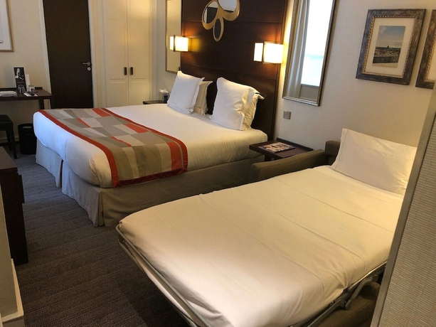 Imagen de la habitación del Hotel Le Senat. Foto 5