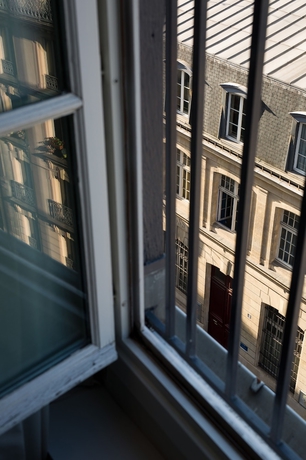 Imagen de los interiores del Hotel Le Senat. Foto 18