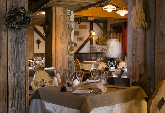 Imagen del bar/restaurante del Hotel Le Sherpa, Val Thorens. Foto 5