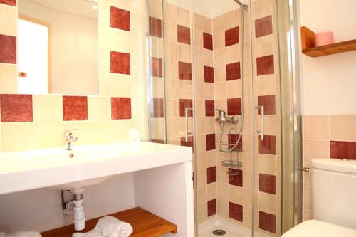 Imagen de la habitación del Hotel Le Signoret. Foto 14