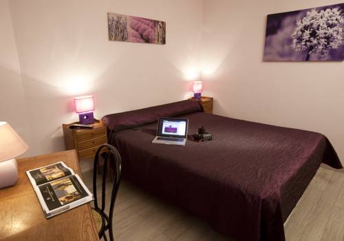 Imagen de la habitación del Hotel Le Signoret. Foto 15