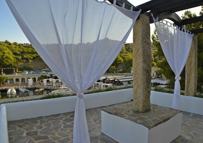 Imagen de los exteriores del Hotel Le Sirene. Foto 13