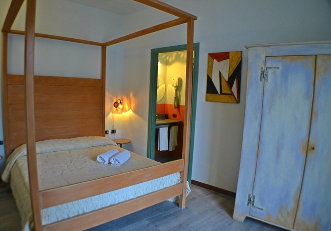 Imagen de la habitación del Hotel Le Sirene. Foto 11