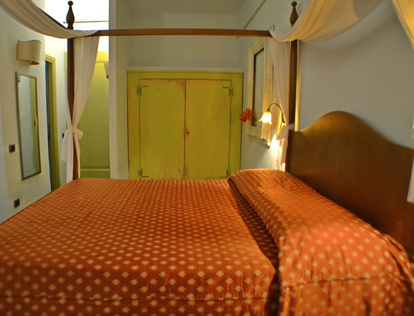 Imagen de la habitación del Hotel Le Sirene. Foto 12