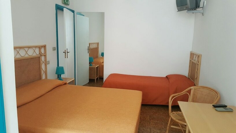 Imagen general del Hotel Le Sirene Scilla. Foto 7