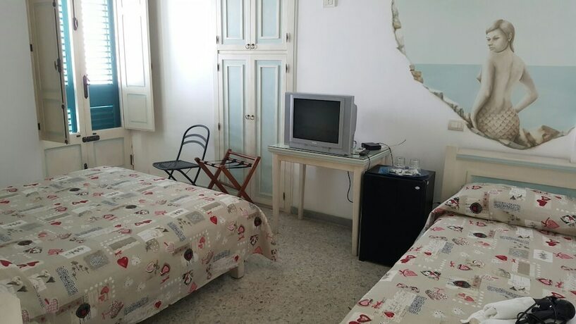 Imagen general del Hotel Le Sirene Scilla. Foto 14