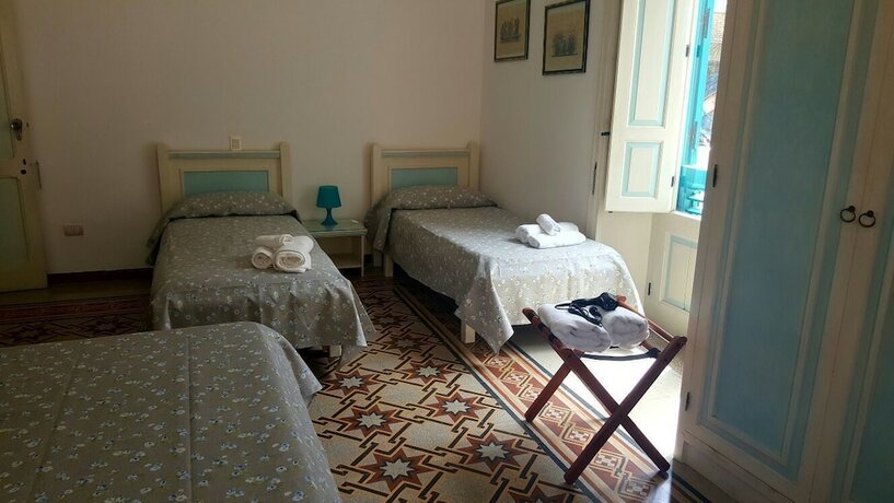 Imagen general del Hotel Le Sirene Scilla. Foto 16