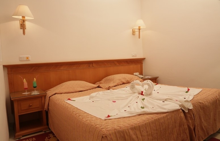 Imagen general del Hotel Le Soleil Bella Vista. Foto 12