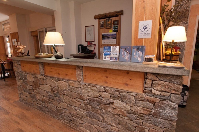 Imagen de los interiores del Hotel Le Soleil, Challand-Saint-Anselme. Foto 8