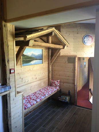 Imagen de los interiores del Hotel Le Soly. Foto 16