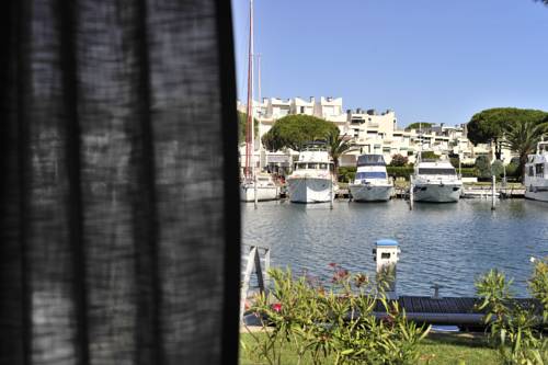 Imagen de la habitación del Hotel Le Spinaker Boutique Restaurant. Foto 6