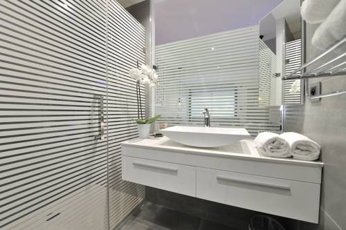 Imagen de la habitación del Hotel Le Spinaker Boutique Restaurant. Foto 7