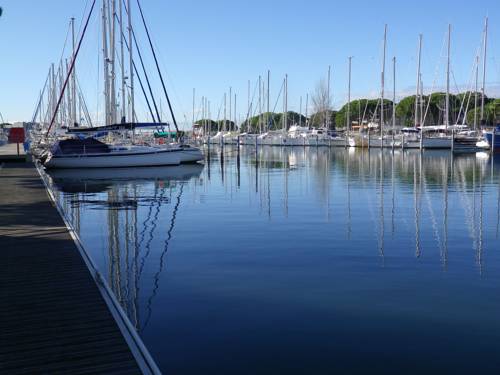 Imagen de la habitación del Hotel Le Spinaker Boutique Restaurant. Foto 9