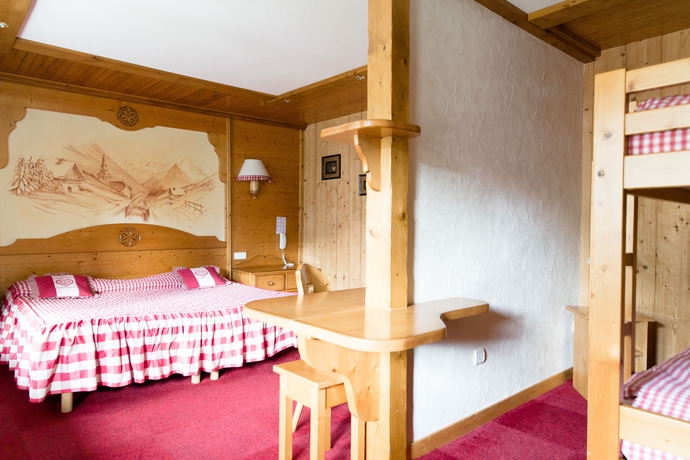 Imagen de la habitación del Hotel Le Sporting, Morzine. Foto 2