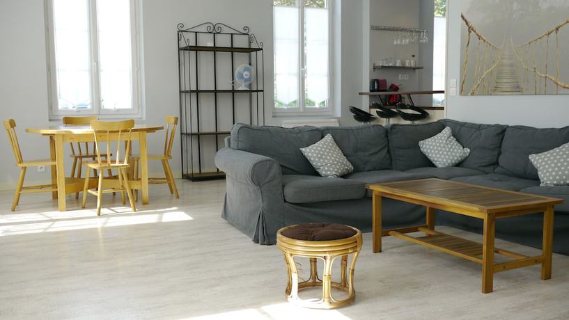 Imagen de la habitación del Hotel Le Square. Foto 16