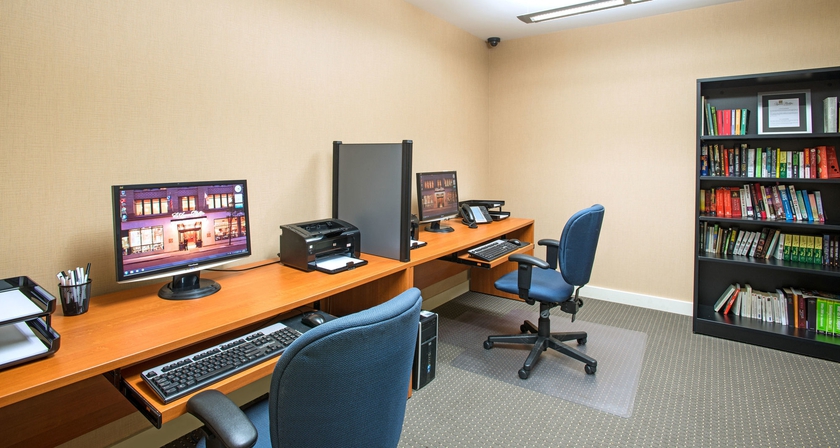 Imagen de los interiores del Hotel Le Square Phillips and Suites. Foto 15