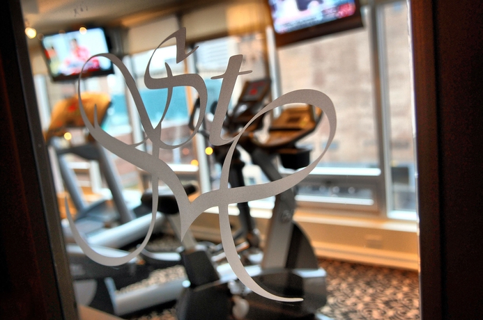 Imagen de los interiores del Hotel Le St Martin Particulier Montreal. Foto 10