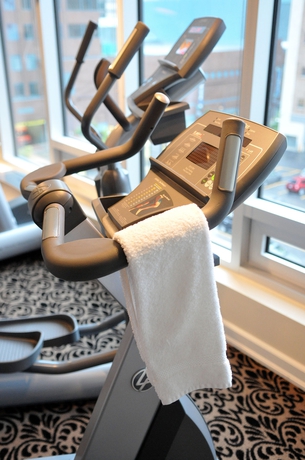 Imagen de los interiores del Hotel Le St Martin Particulier Montreal. Foto 11