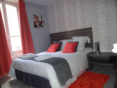 Imagen de la habitación del Hotel Le St Patrice. Foto 13